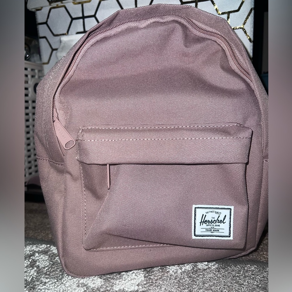 💜Herschel Supply Co. Mini Lilac color backpack💜